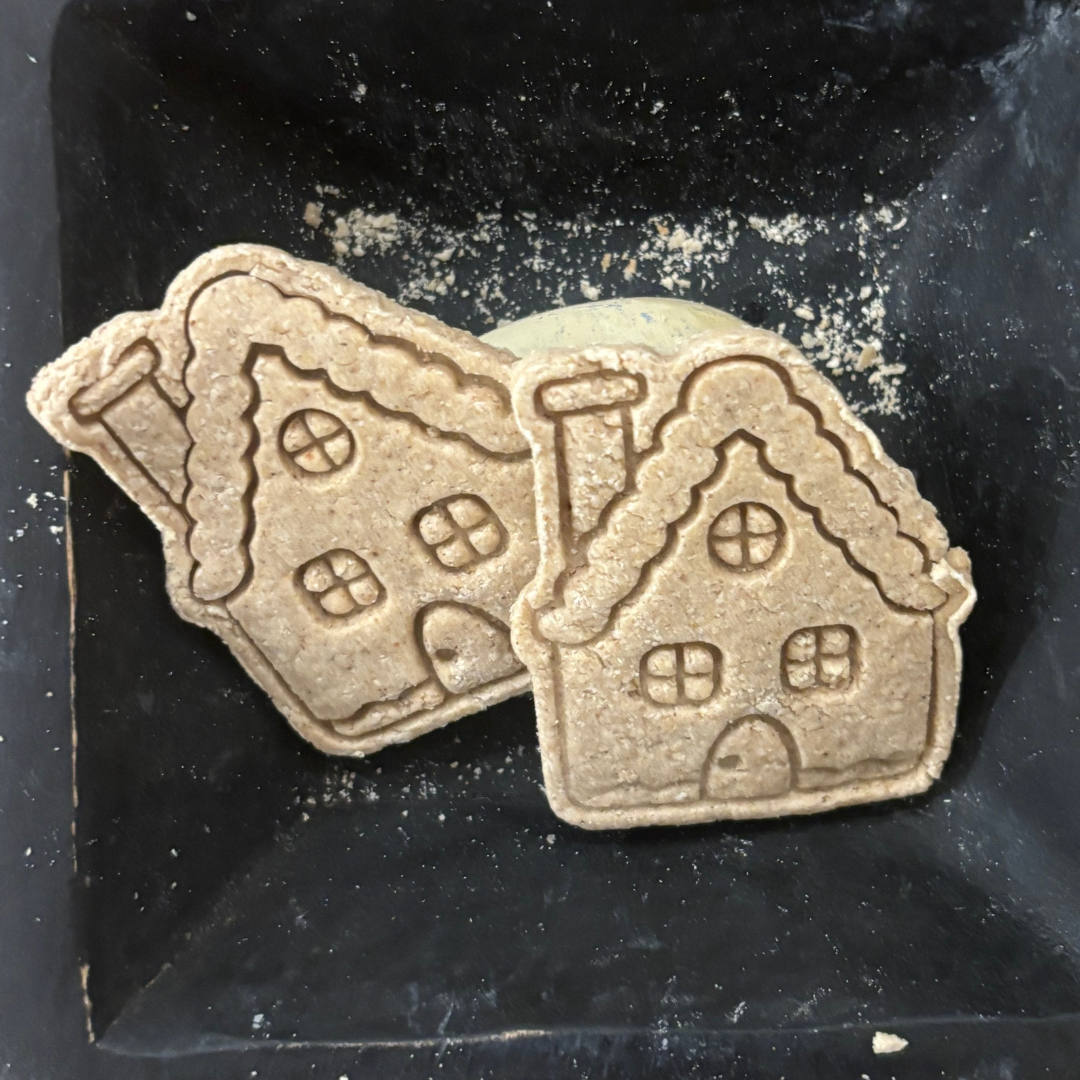Doggie Gingerbread Holiday Cookie